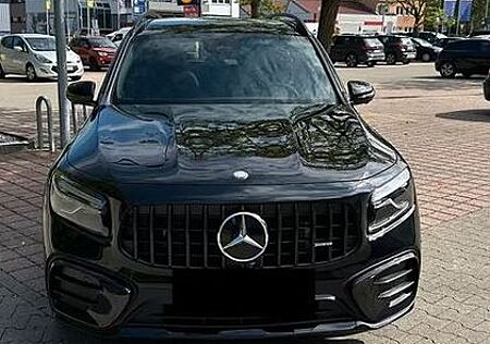 Mercedes-Benz GLB 35 AMG Mercedes-AMG 4MATIC PANO HUD 360