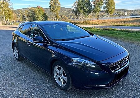 Volvo V40 D3 Geartronic Summum