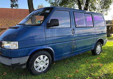 VW T4 Caravelle Volkswagen 2.0 Standard