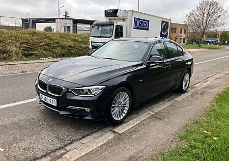 BMW 320d - Automatic - Leather + Warranty