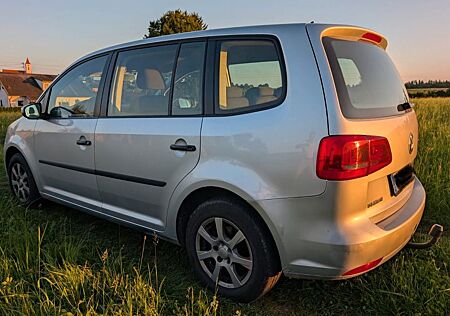VW Touran Volkswagen 1.6 TDI -