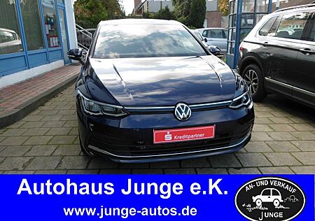 VW Golf Volkswagen VIII Lim. Active