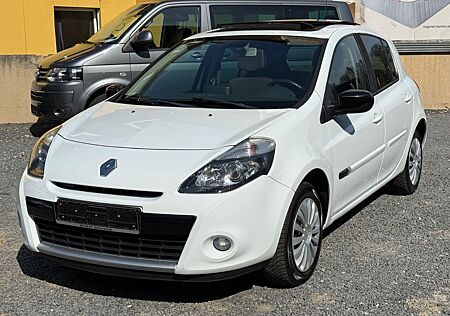 Renault Clio III Night and Day NAVI/PANO/TÜV NEU