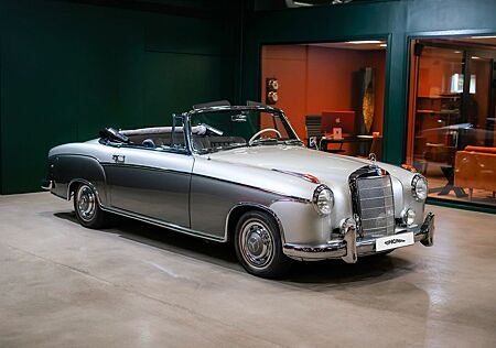 Mercedes-Benz 220 gebraucht kaufen Mercedes-Benz 220 SE Cabriolet / Classic Data 1-