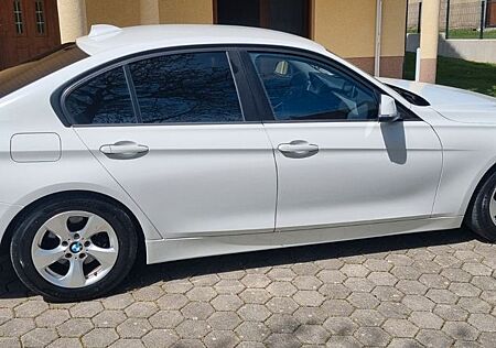 BMW 320d TÜV, 8 Fach, Leder, Kamera
