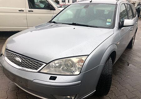 Ford Mondeo Turnier Titanium X Navi Leder Automatik