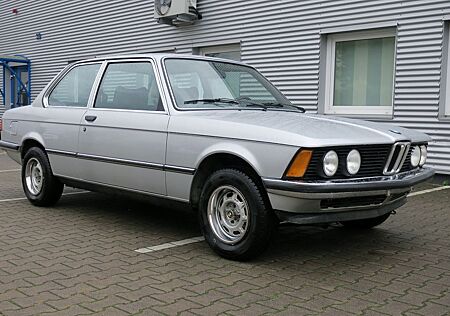 BMW 316 E21 , 2. Hand, original KM, original Lack