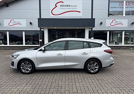 Ford Focus Turnier Titanium 1.5,120PS,TDCI,SYNC 4,LED