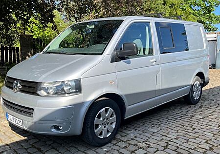 VW T5 Transporter Volkswagen Camper