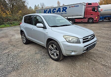 Toyota RAV 4 2.2-l-D-CAT 4x4 Executive