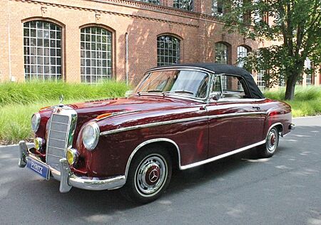 Mercedes-Benz 220 SE Ponton