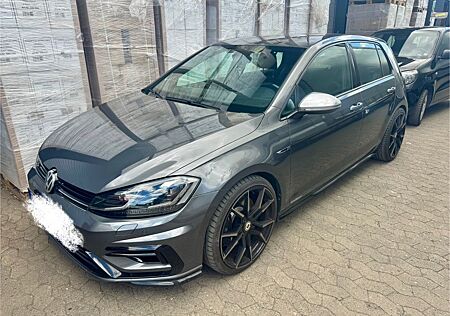 VW Golf Volkswagen VII Lim. R 4Motion VIRTUAL/CAM/SHZ/ACC