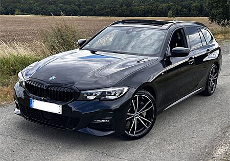 BMW 330i xDrive Touring M Sport A. M Sport