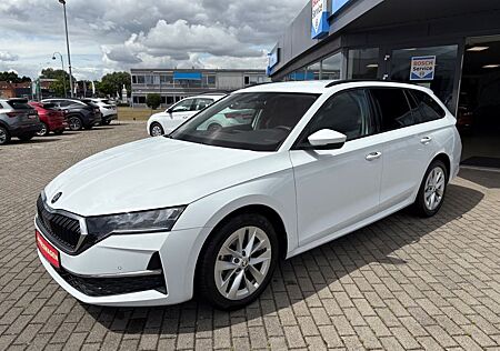 Skoda Octavia Combi 1.5 TSI Selection SHZG Kamera ACC