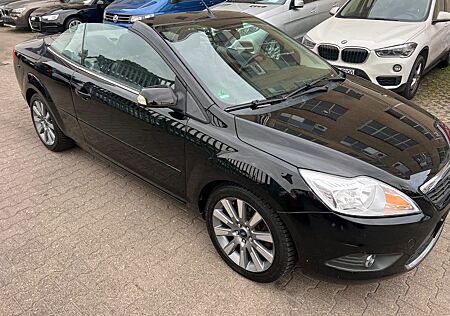 Ford Focus Cabrio Black Magic