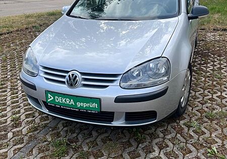 VW Golf Volkswagen 5 - TÜV 07/2026 - REIFEN NEU! - 2.Hand TOP