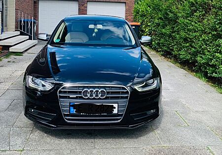 Audi A4 Quattro 1.8 TFSI Ambiente