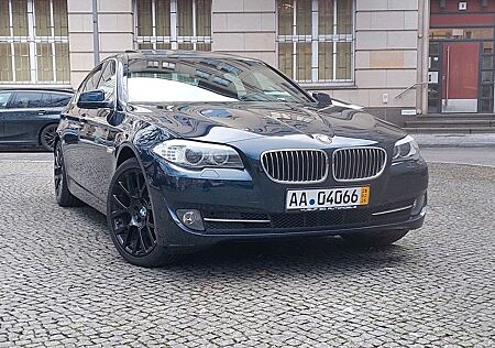 BMW 525d - Komfortsitze, Schiebedach, Navi, AHK