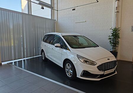 Ford Galaxy Titanium