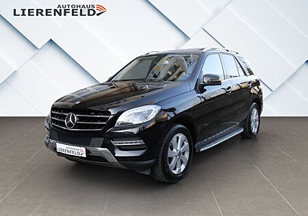 Mercedes-Benz ML 350 Mercedes Scheckheft