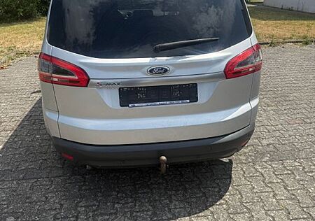 Ford S-Max 2,0 TDCi 103kW DPF Titanium PowerShift...