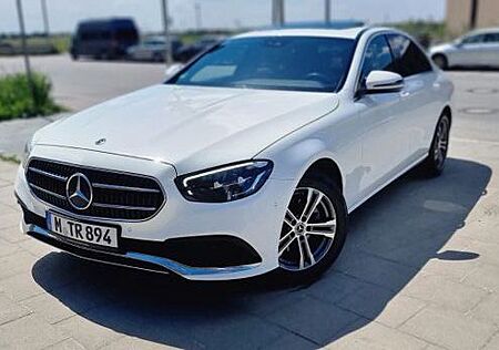 Mercedes-Benz E 220 d Autom. -