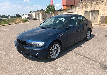 BMW 318i -