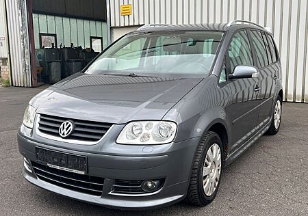 VW Touran Volkswagen 2.0TDI HIGHLINE *DSG*AUTOMATIK