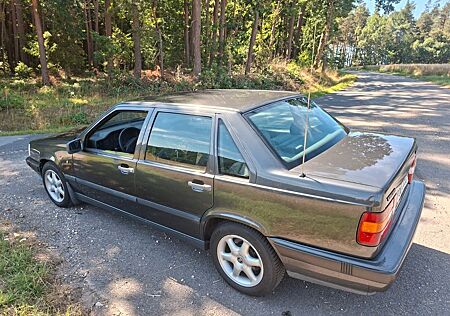 Volvo 850 GLE 2.5-10V H-Zulassung 5-Zylinder Limousine