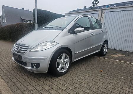 Mercedes-Benz A 170 AVANTGARDE*TÜV NEU*ALU*FUNK*KLIMA*2.HAND*