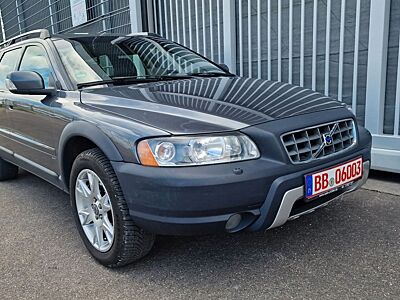 Volvo XC70 2.4 D 4x4/TÜV 12.26/AUTOMATIK/LEDER/AHK