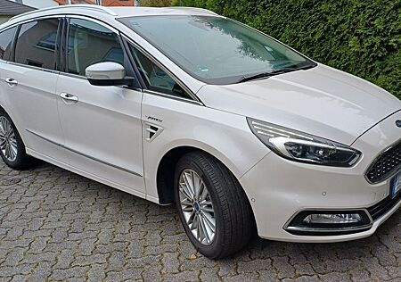 Ford S-Max Vignale 1,5 EcoBoost, 7-Sitzer, Wi-Reifen