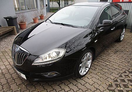 Lancia Delta Oro,Klimaautomatik,Leder,Tüvneu.1.Hand.