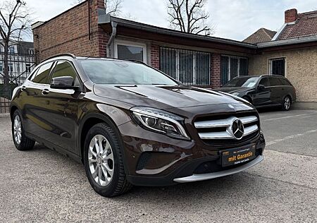 Mercedes-Benz GLA 200 CDI*Automatik*Pano*Rückfahrkamera