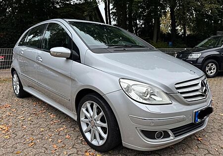 Mercedes-Benz B 170 -Automatik-Scheckheft-top Zustand