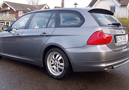 BMW 318d Touring -