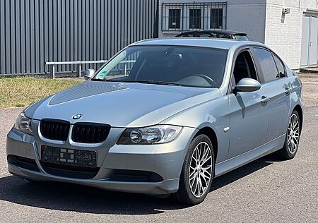 BMW 318i -Automatik+ Shz+ Pdc+ Temp+8x Bereift+Shft