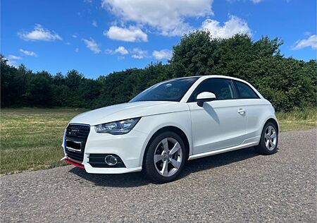 Audi A1 1.2 TFSI Attraction Attraction