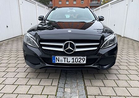 Mercedes-Benz C 220 BLUETEC