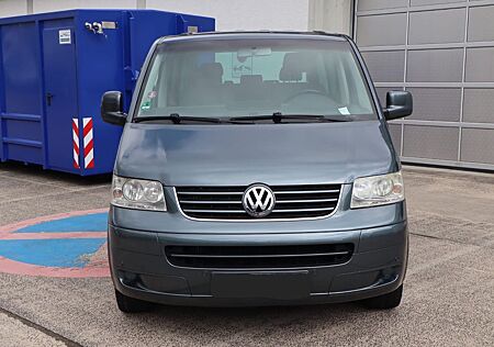 VW T5 Multivan Volkswagen 2,5 TDI 131PS Top Zustand