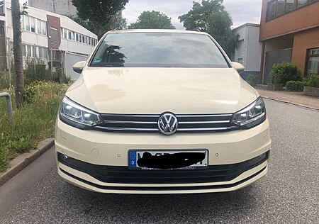 VW Touran Volkswagen 2.0 TDI /Xenon/ Navi/ Kamera/ 7 Sitzer