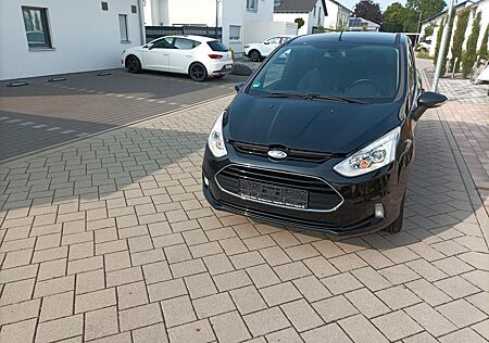 Ford B-Max 1,0 EcoBoost 74kW S/S Titanium Titanium