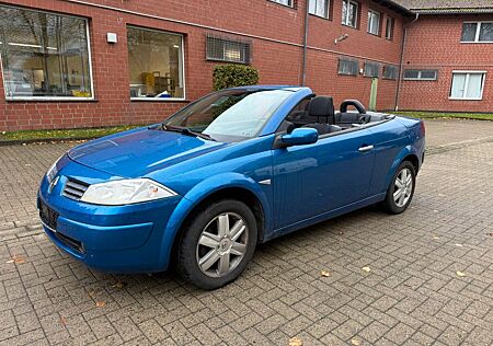 Renault Megane Coupé-Cabriolet Authentique 1.6 -Tüv Neu