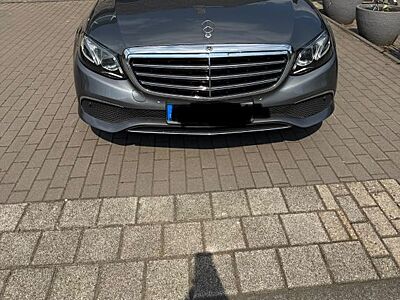 Mercedes-Benz E 220 d Sport Edition Autom. Sport Edition