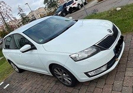 Skoda Rapid 1.4 TDI Green tec DSG Joy Spaceback...