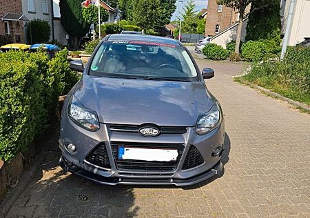 Ford Focus 1,6 EcoBoost 110kW Titanium Titanium
