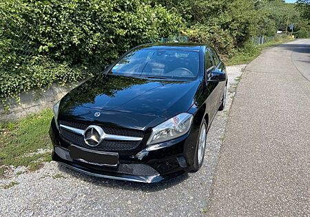 Mercedes-Benz A 180 - Urban