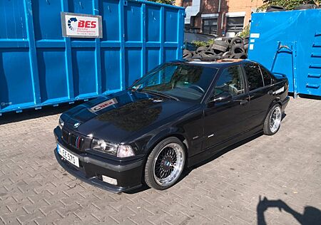 BMW 328i M Paket BBS.Schiebedach.PDC.Klima