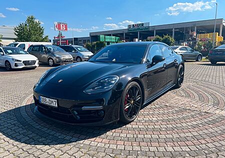 Porsche Panamera Turbo