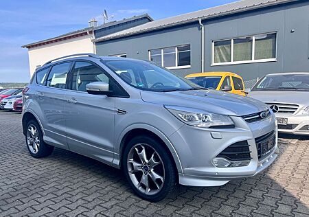 Ford Kuga 2.0 TDCi Automatik 4x4 AHK Pano Leder BiXen